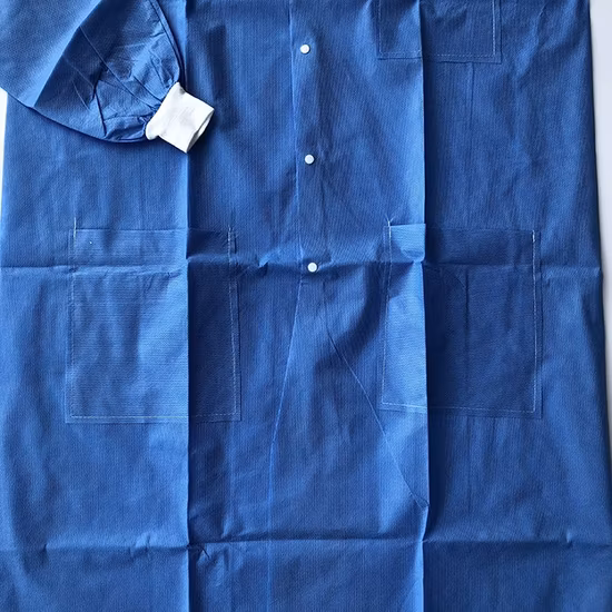 SJ Disposable Clothing Blue Pink SMS Breathable Fluid Resistant Lab Coat with Pockets Knitted Collar and Cuffs